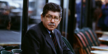 Alfredo Bryce Echenique, 87, Dies; Novelist Bared Peru’s Privileged Class