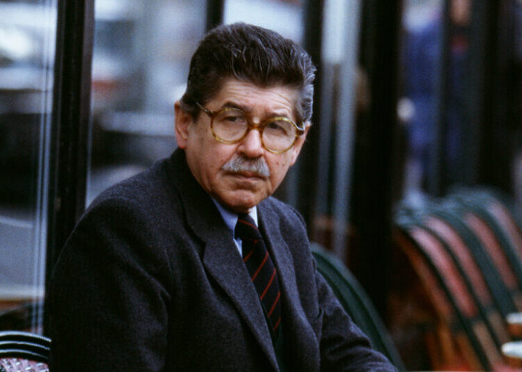 Alfredo Bryce Echenique, 87, Dies; Novelist Bared Peru’s Privileged Class