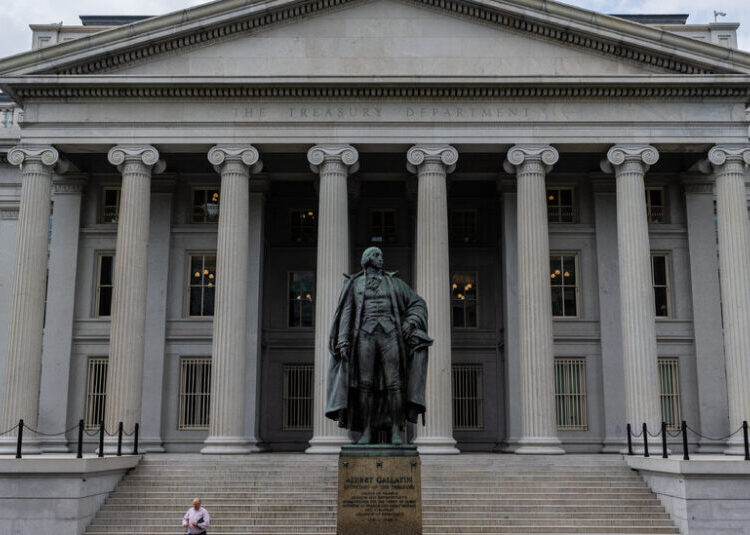 TikTok Investors Set to Pay $10 Billion Fee to Trump Administration