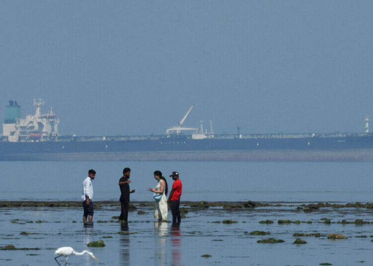 Suspended U.S. Sanctions Add a Political Win to Russia’s Economic Gains