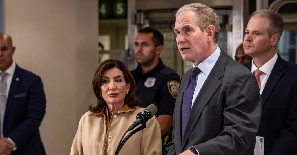 M.T.A., Not A.T.M.: Transit Chief Backs Hochul’s Auto Insurance Reforms
