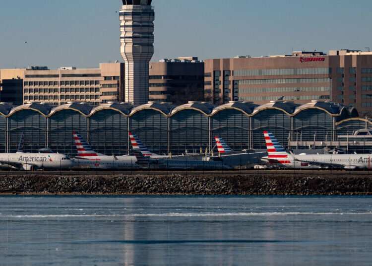 Chemical Smell at Control Center Delays Traffic at Washington and Baltimore Airports
