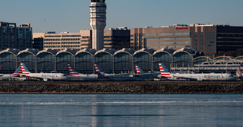 Chemical Smell at Control Center Delays Traffic at Washington and Baltimore Airports