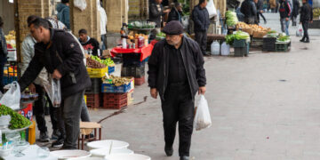 Tehran Seems Largely Empty, as Many Flee and Others Weary of the Fighting