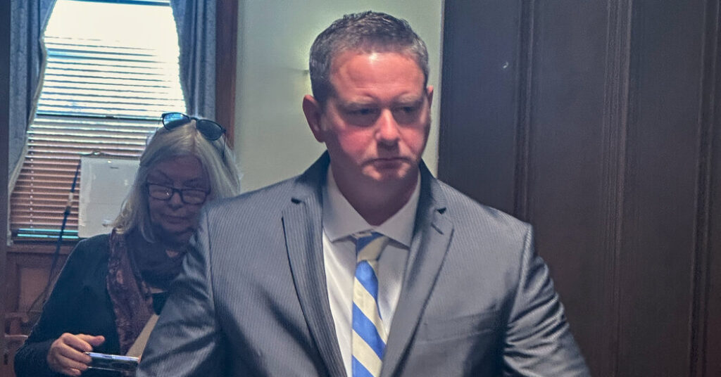 Ex-State Trooper Convicted of Manslaughter in Death of Girl After Chase