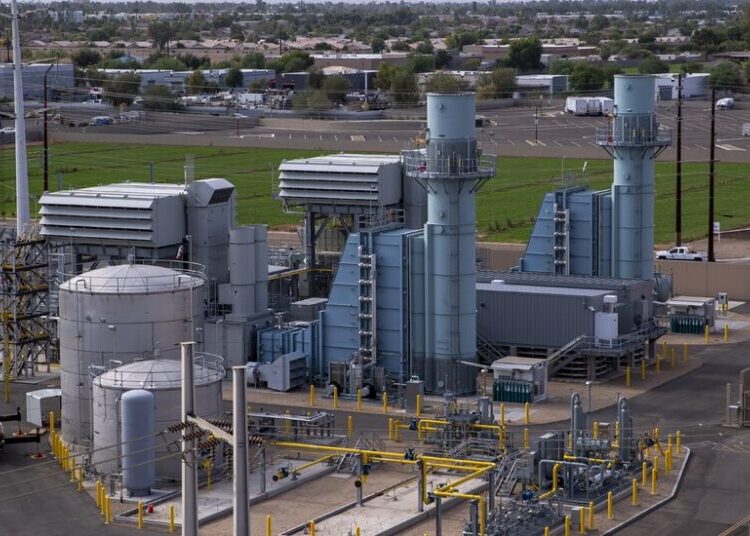 In Arizona, an Electric Utility Holds an Election, Open Only to Property Owners