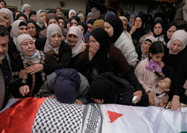 Family Outing in West Bank Ends in
Hail of Israeli Gunfire