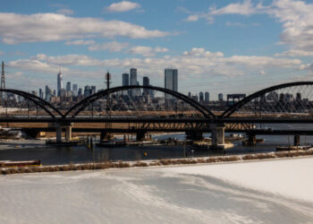 Commuters, Rejoice! The New Portal Bridge Is Ready for Riders.