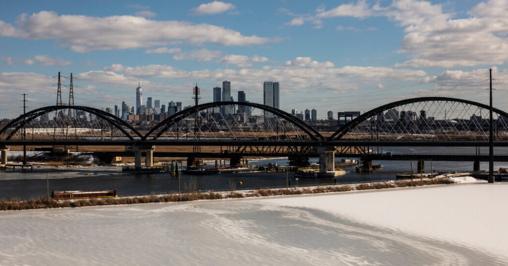 Commuters, Rejoice! The New Portal Bridge Is Ready for Riders.
