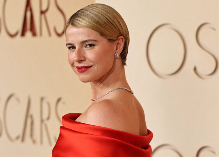 17 Unforgettable Looks at the Oscars