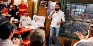 In Texas, an Unyielding Gun Culture Jumps Off YouTube and Into Politics