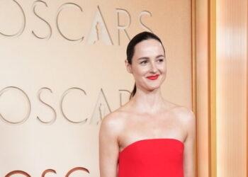 It’s Nice to See (Some) Actresses Wearing Dresses They Can Breathe In