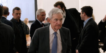 Iran War Risks Sharpening Fed Divisions Over Rate Cuts