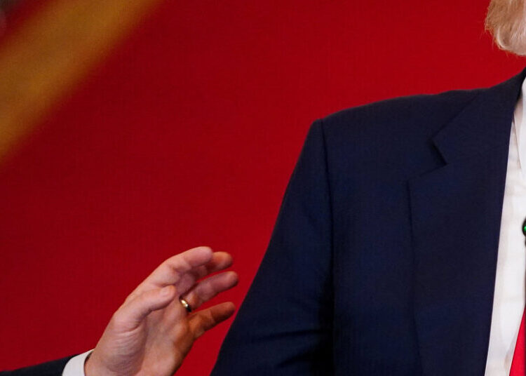 How Trump Destroyed the Aura of the Wartime President