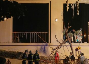 Iran’s Retaliatory Strikes Challenge Image of Gulf Stability