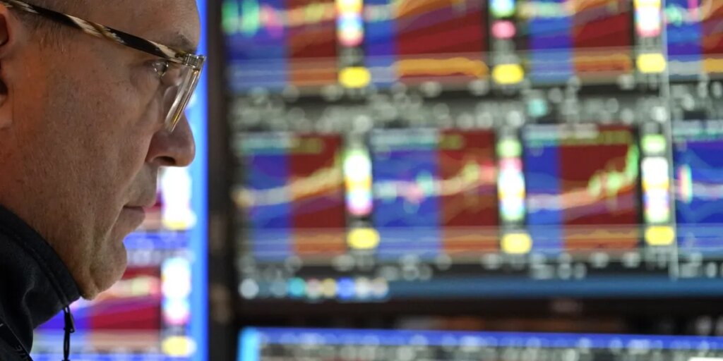 Dow futures plunge nearly 500 points as U.S. attack on Iran sends oil prices soaring, while first American casualties reported