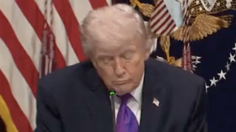 sleepy Donald Trump