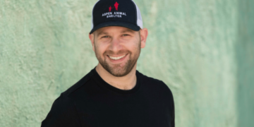 This VC backed CrowdStrike and Anduril. His due diligence starts with your father