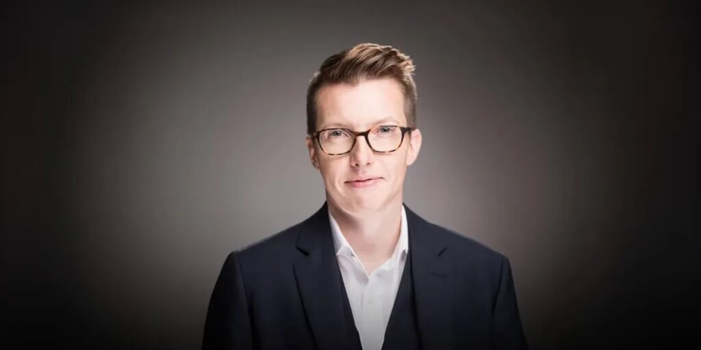 OpenAI robotics leader resigns over concerns about surveillance and autonomous weapons amid Pentagon contract