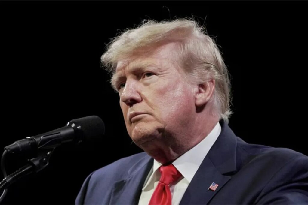 ‘That’s called genocide’: Red flags raised over Trump’s ‘war criminal’ reply to reporter