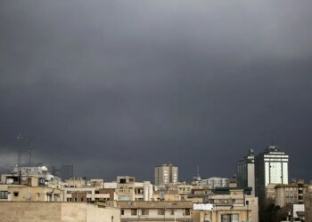 ‘The Air is Unbreathable’: Tehran Shrouded in Cloud of Toxic Smoke After Israel Strikes Fuel Depots
