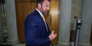 MS Now’s Nicolle Wallace laughs at ‘royal mess’ Markwayne Mullin just inherited