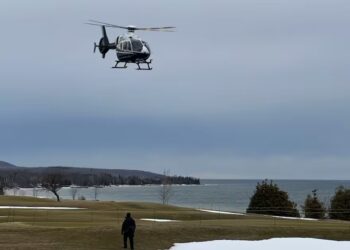 People Stranded in Frigid Waters After Ice Shelf Breaks Loose