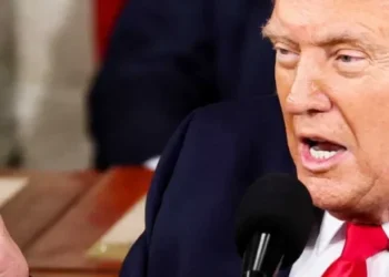 Maddow connects the dots as Trump boosts Russia while Putin helps Iran target Americans