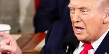 Maddow connects the dots as Trump boosts Russia while Putin helps Iran target Americans