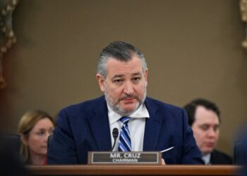 Ted Cruz declares war on right-wing star: ‘Single most dangerous demagogue in the country’