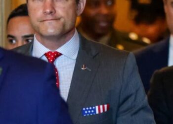 ‘He should resign’: Senator calls for Pete Hegseth to step down over Iran school bombing