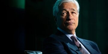 When Jamie Dimon was fired from Citigroup, his daughters asked: ‘Will we be homeless? Can I still go to college? Can I have your phone?’