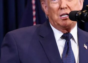 Trump chuckles as he admits Putin is helping Iran target US troops