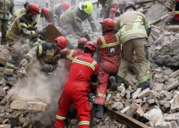 U.S. hits military targets on Iran’s Kharg Island as war escalates