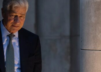 The $265 billion private credit meltdown: How Wall Street’s hottest investment craze turned into a panic