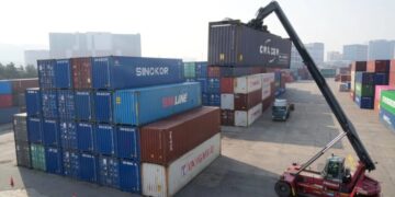 Trump seeks to close a $1.6 trillion revenue gap with new tariffs that will be easier for people to challenge