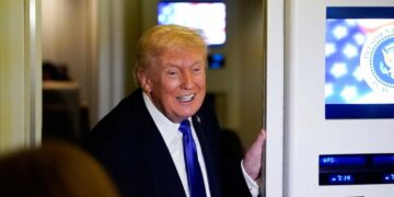 Trump mocked behind his back over longstanding fixation: insiders