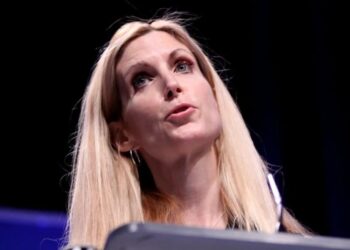 Conservative commentator shocks with new attack on Trump’s Iran war move