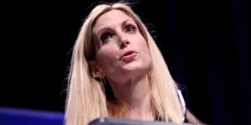 Conservative commentator shocks with new attack on Trump’s Iran war move