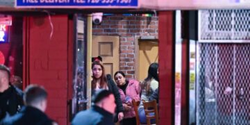 Two dead, four wounded in spate of NYC bar shootings