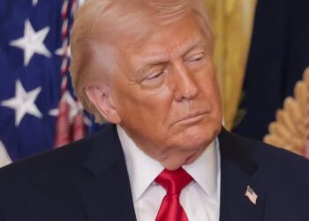 The energy crisis isn’t recessionary yet, but there’s a scenario where oil prices could bring the US economy to a ‘standstill,’ Oxford Economics says