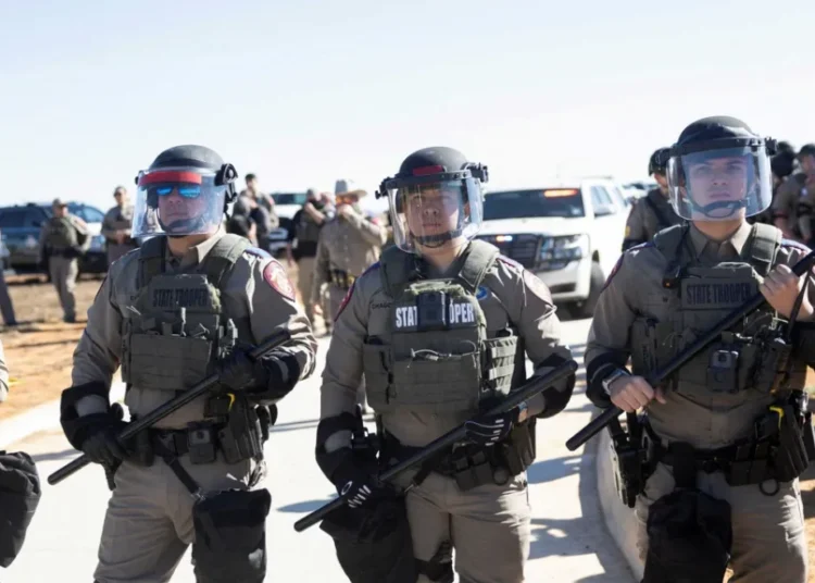 Soldier’s death in ICE detention raises questions