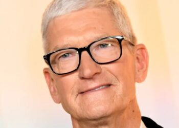 Boards protected CEO bonuses as tariffs threatened business. Now, as Iran disrupts trade, CEOs may get more protection