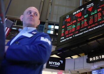 S&P 500 will return just 3% a year for the next decade, top strategist warns