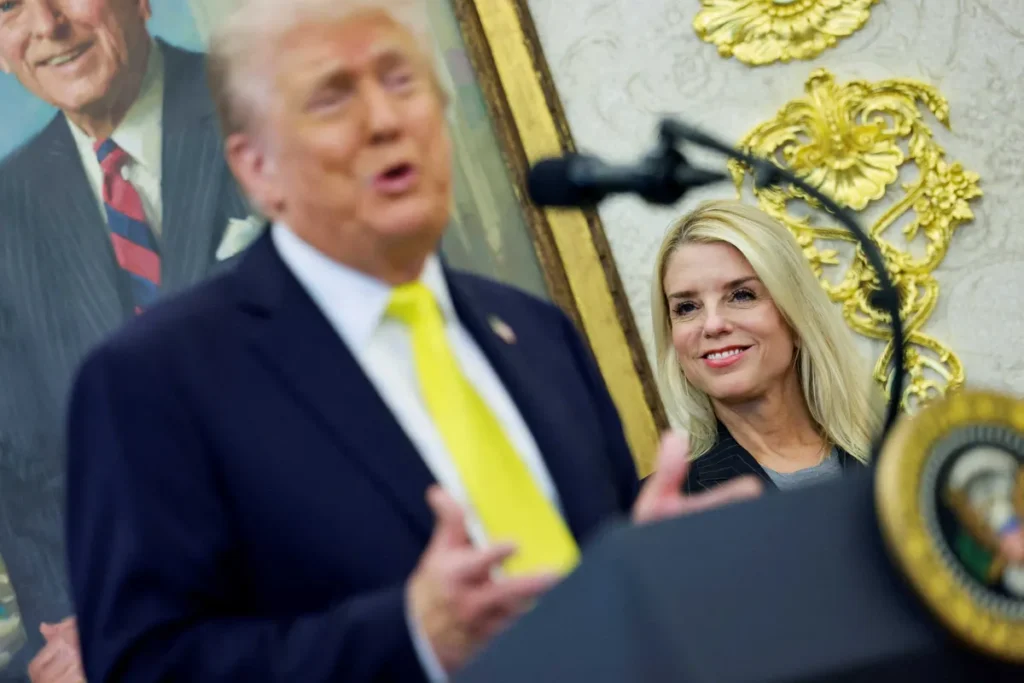‘Hell is getting pretty chilly!’ Ex-prosecutor floored as GOP goes after Pam Bondi