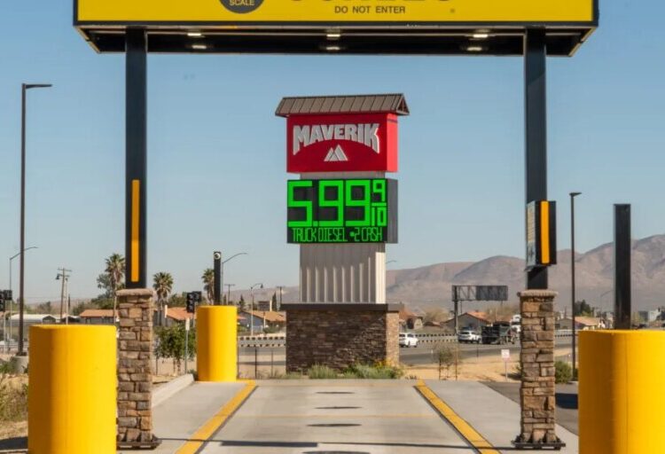 ‘I just want all of it to end’: U.S. gas prices reach highest level since 2023 with no end for the Iran War in sight