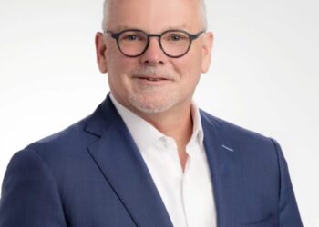 How Lumen Technologies is using AI to help cut $1 billion in network costs