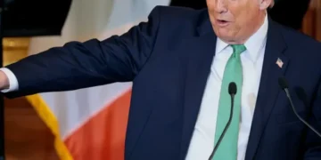 Trump’s White House sweating as new Epstein settlement imminent: expert