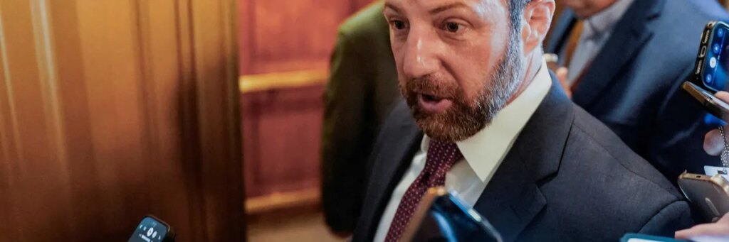 GOP senator plays video of Republican’s violent rhetoric during DHS confirmation hearing