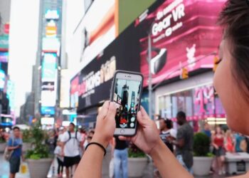 Pokémon Go players built a 30-billion-photo map that’s now training robots to deliver your pizza